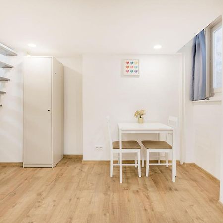V12 Apartments ブダペスト エクステリア 写真