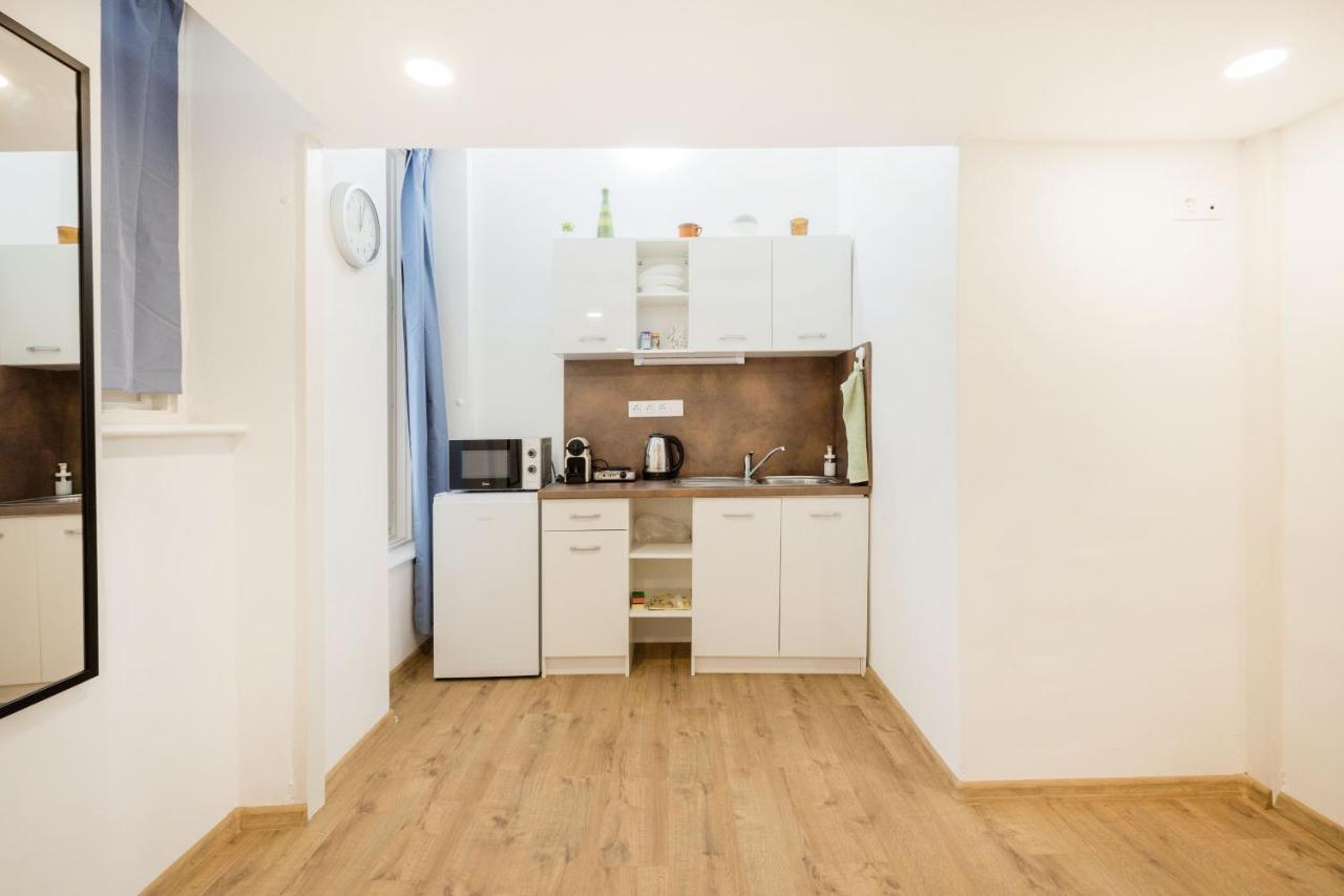 V12 Apartments ブダペスト エクステリア 写真